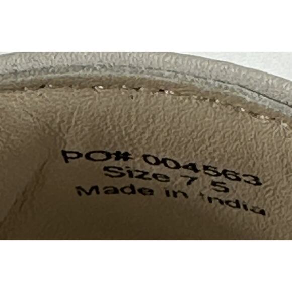 Journee Signature Womens Kellee Stacked Heel Pumps Sandals Sz7.5 Wedding/capers - Picture 10 of 10